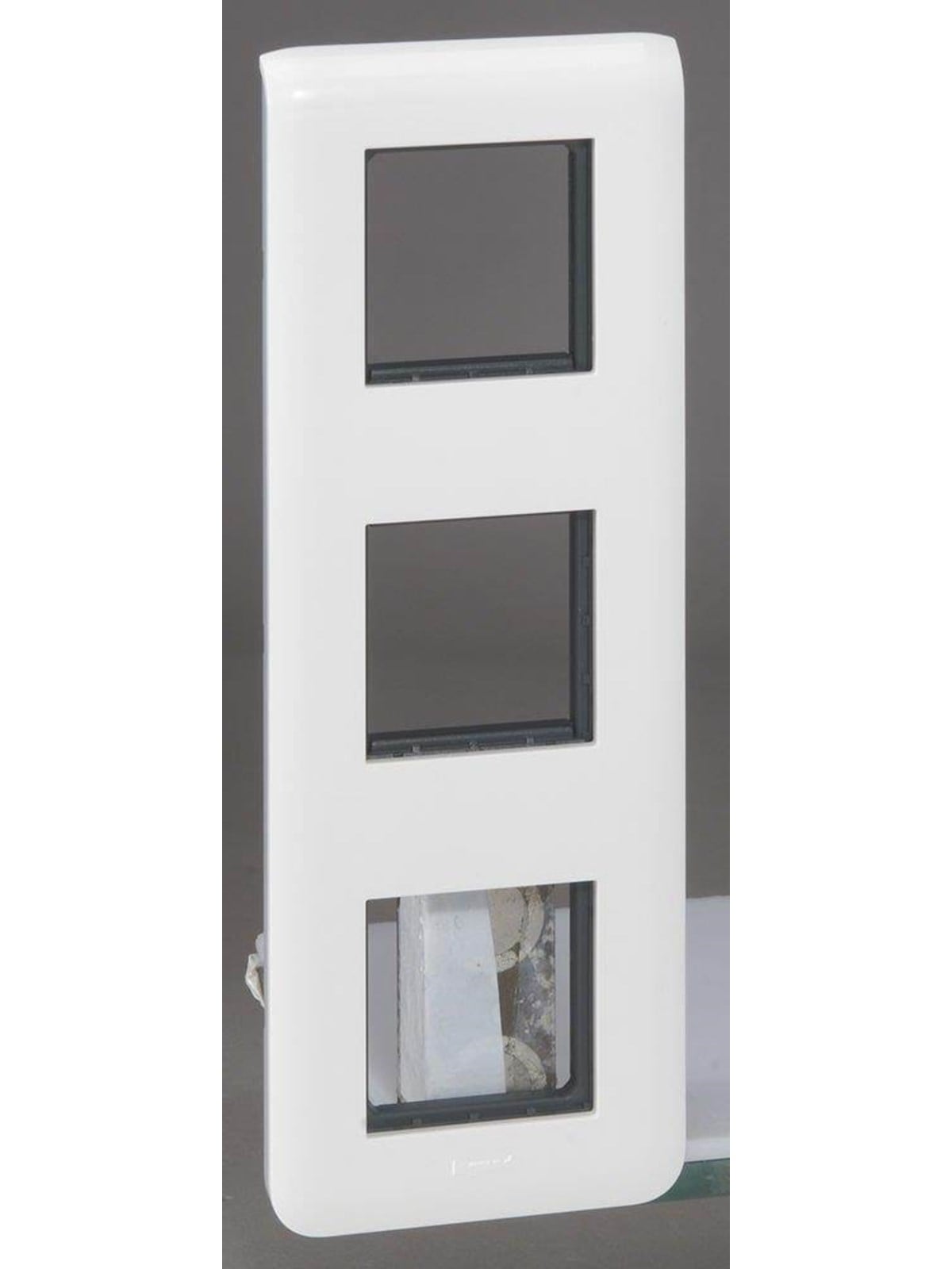 Legrand Mounting frame mosaic 6/8/3x2m