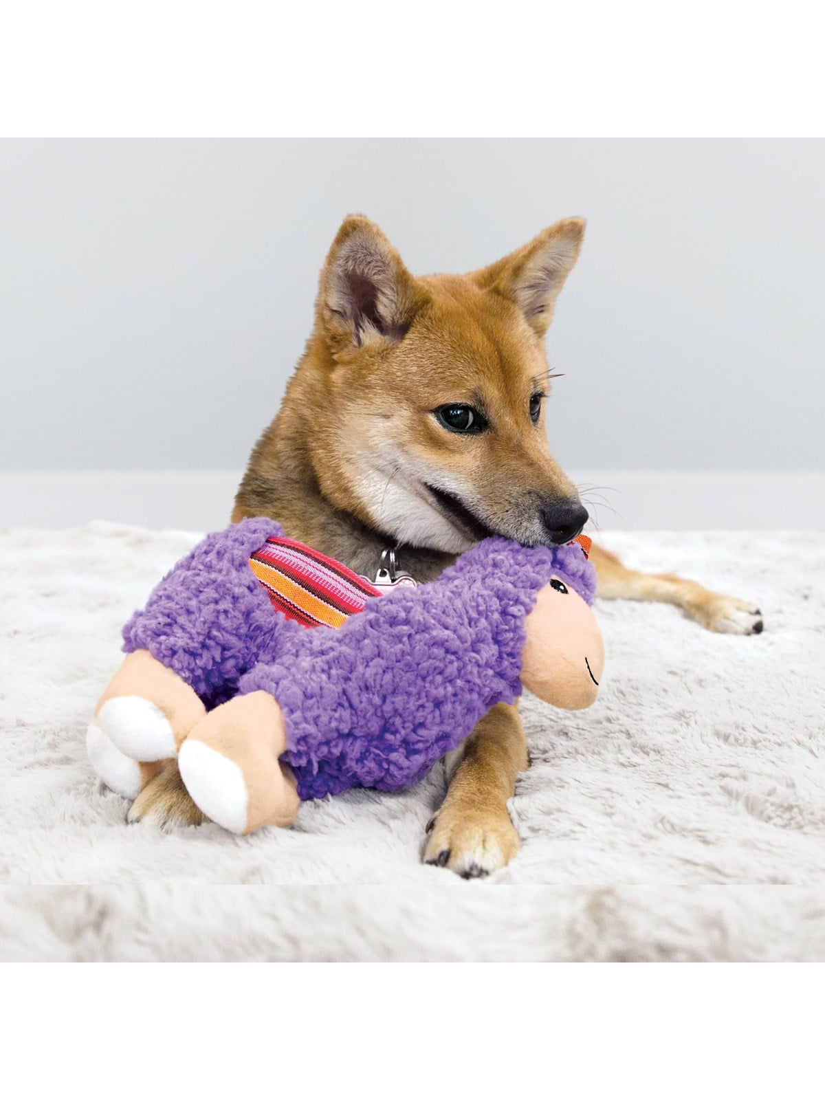 Kong Dog Toy Sherps Llama Medium 17x20cm - Hunde - 340921