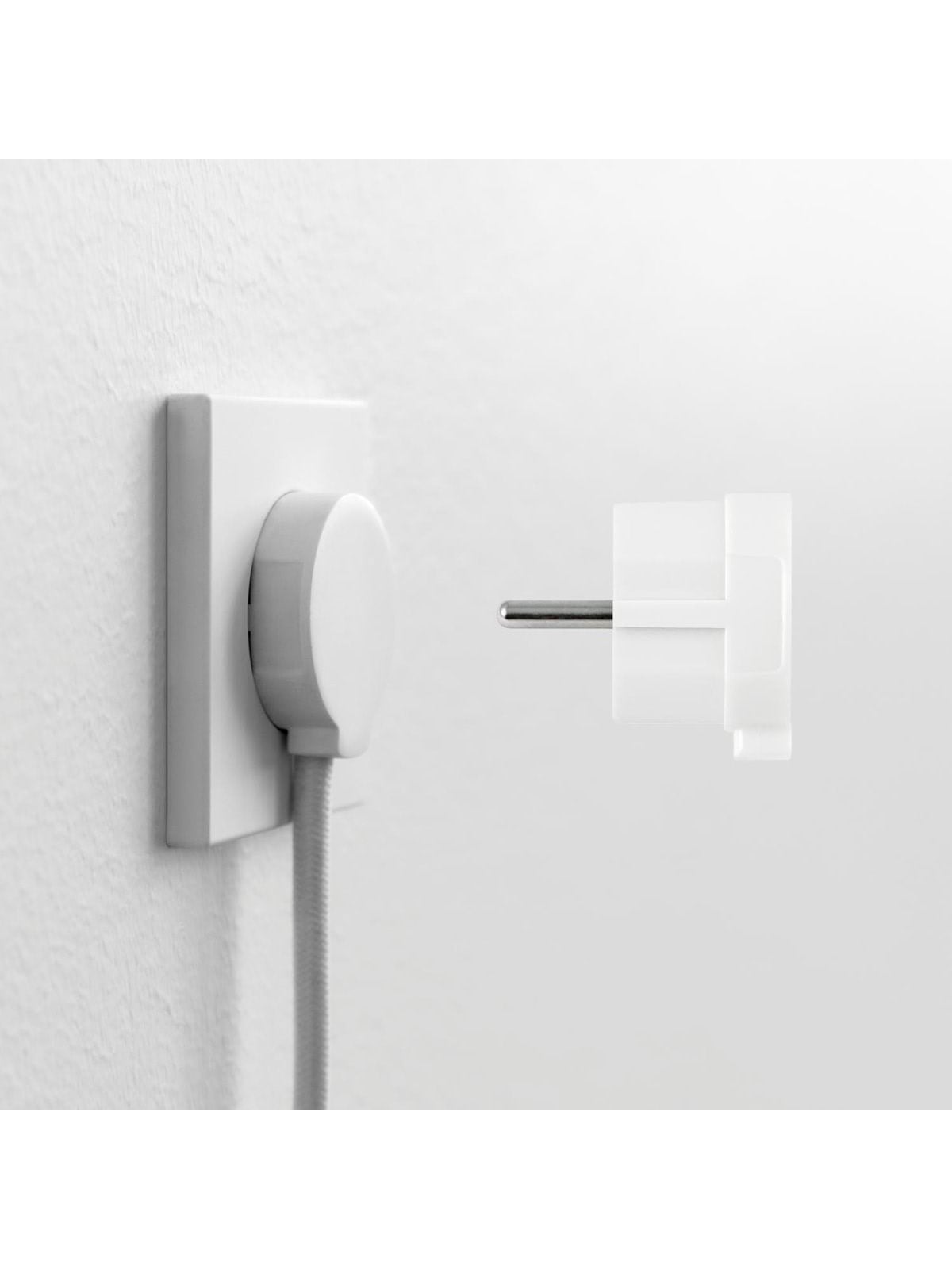 Norm F Flacher Stecker, Mattweiß (Schuko-standard) - Schaltereinheiten - 43021