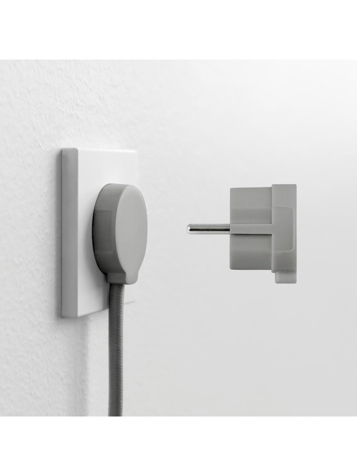 Norm F Flacher Stecker, Mattgrau (Schuko-standard) - Schaltereinheiten - 43023