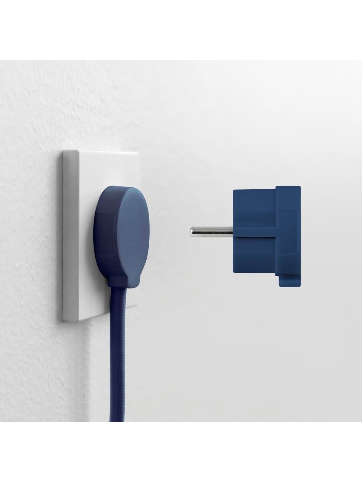 Norm F Flacher Stecker, Mattblau (Schuko-standard) - Schaltereinheiten - 43027