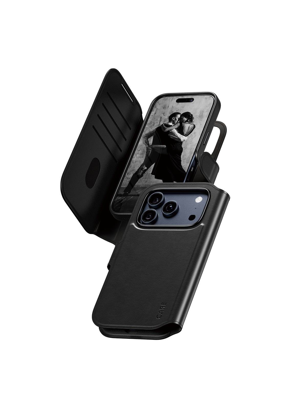 Care by Panzerglass Feature Case Tango Two-in-one Wallet w. Magsafe Iphone 17 Pro - Handys Cover Cases - Cr75454