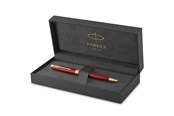 Utensilien zum Schreiben und Zeichnen - Parker Sonnet Kugelschreiber | Rote Lackierung mit Goldzierteilen | Mittlere Spitze | schwarze Tinte | Geschenkbox - 1931476