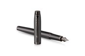 Utensilien zum Schreiben und Zeichnen - Parker IM Monochrome Füller | Oberfläche und Zierteile in Dunkelgrau-Metallic | Füllfederhalter mit mittlerer Feder und blauer Tinte | Geschenkbox - 2172959