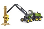 Spielzeugauto - Bruder John Deere Harvester 1270 G with trunk - BR2135