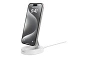 Handys - Adapter und Ladegeräte - Belkin BoostCharge Pro wireless charging stand - magnetic - + AC power adapter - 15 Watt - WIA008VFWH