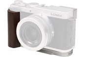 Kameras und Objektivzubehör - SmallRig 5943 L-Shaped Mount Plate with Wooden Handle for Panasonic LUMIX L10 Silver - 5943
