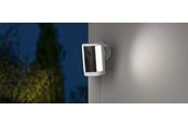 Smart-Home - Ring Spotlight Cam Plug-in - Retinal 2K - White - B0FZPV4J83