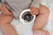 Baby Spielzeug - Akuku Baby rattle black/white BEAR - A0467