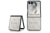 Handys - Cover & Cases - GUESS 4G Classic MagSafe Case for Samsung Galaxy Z Flip 8 - Pink - 3666339662707