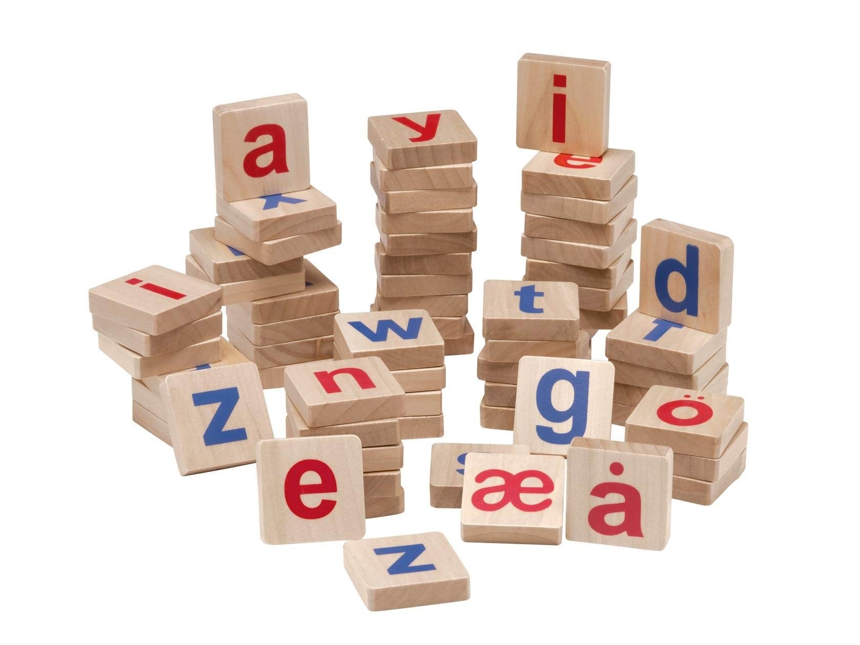 Krea Small Letters With Magnet - Holzspielzeug
