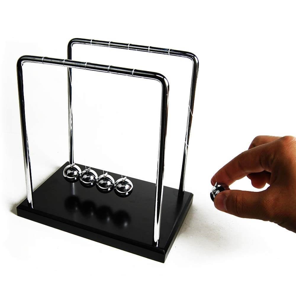 Mikamax Giant Newton's Cradle - Gadget