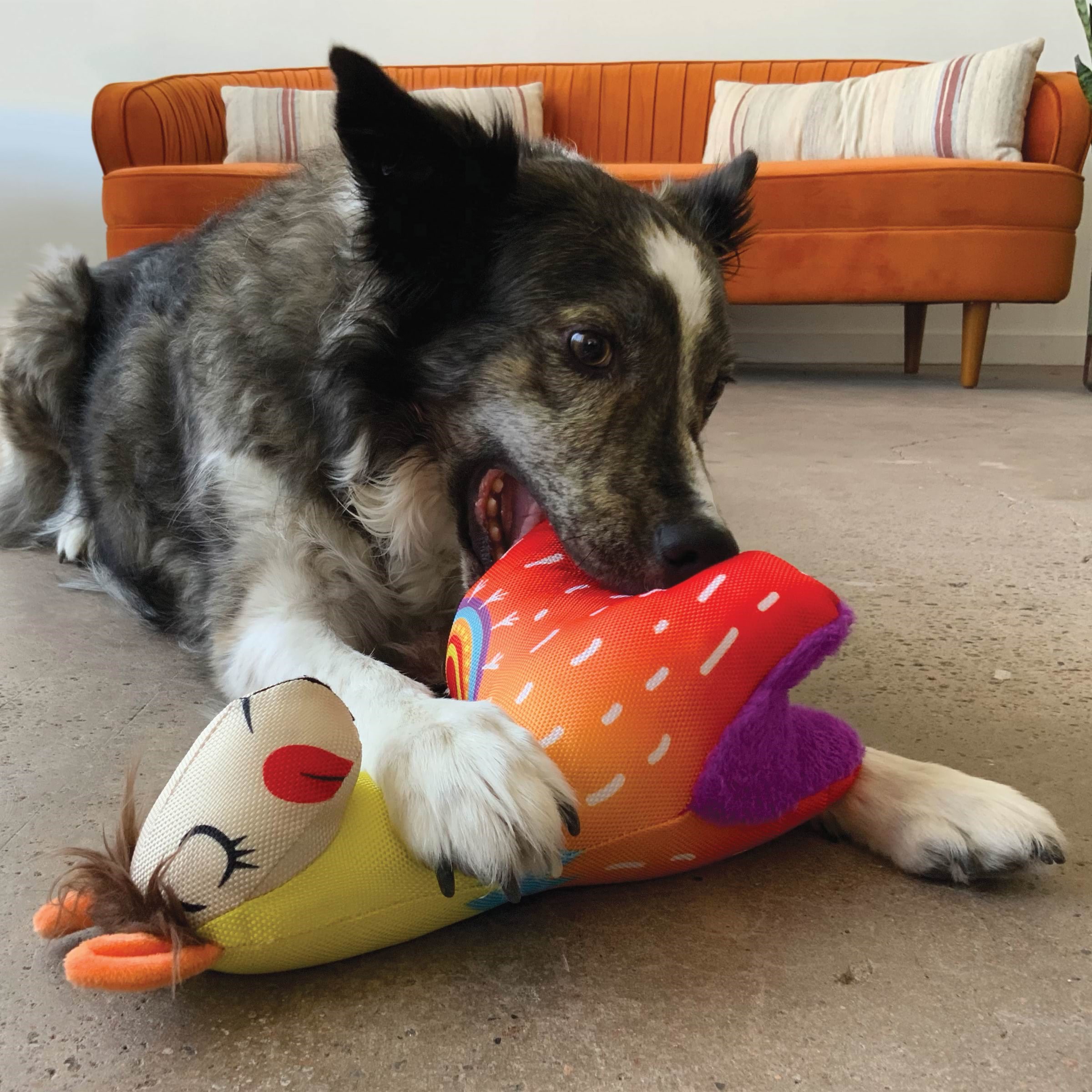 Kong Dog Toy Ballistic Vibez Llamas Medium/large 28cm - Hunde