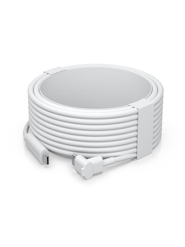 Ubiquiti 45M USB-C Cable Connects Camera G4G6 Instant to a PoE source