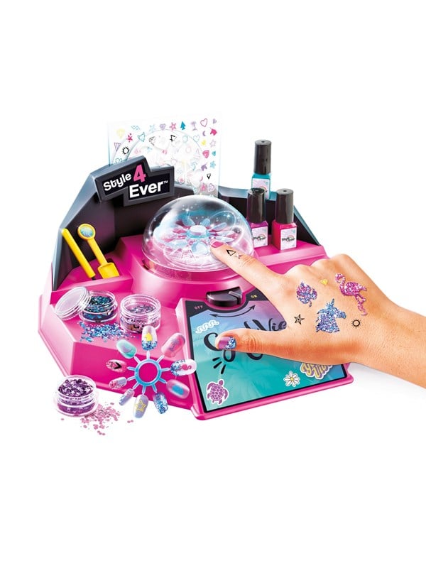 Style 4 Ever Glitzer-Ngel und Tattoo-Salon